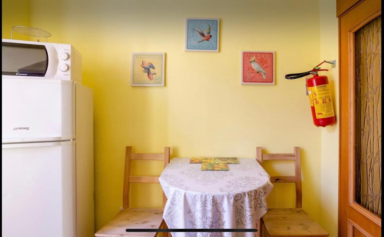 Casa Vacanze "Il Vaticano A 2 Passi" ローマ エクステリア 写真