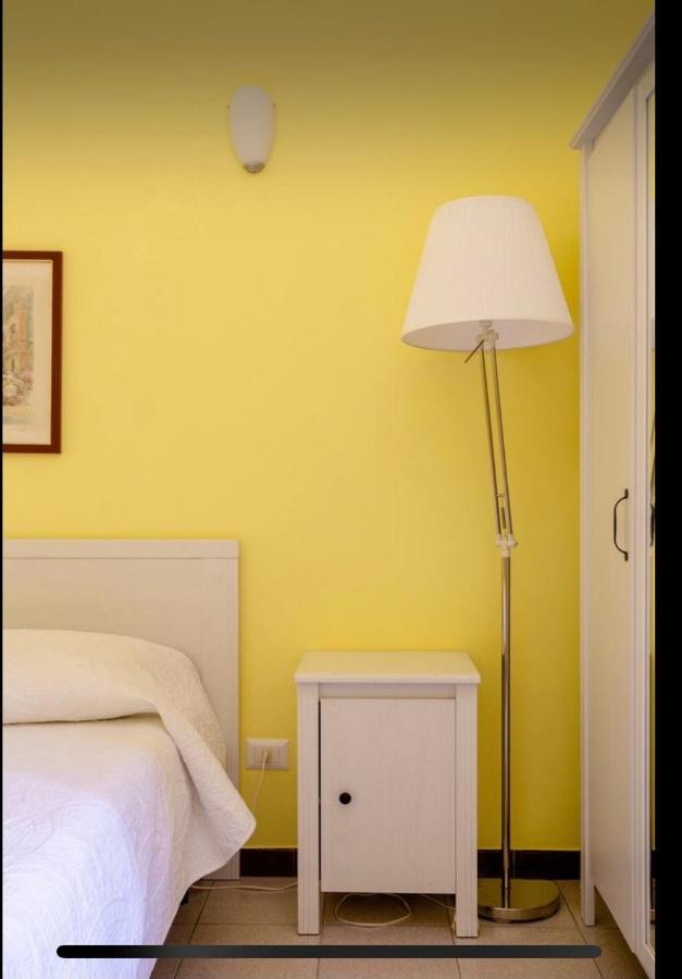 Casa Vacanze "Il Vaticano A 2 Passi" ローマ エクステリア 写真